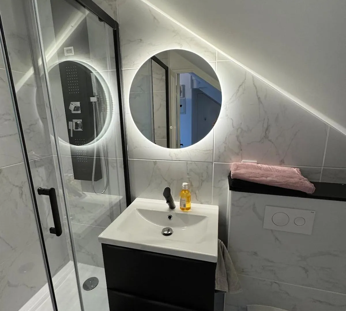 Apartment 5-Star La Suite - 30D Rue General Margueritte Rennes